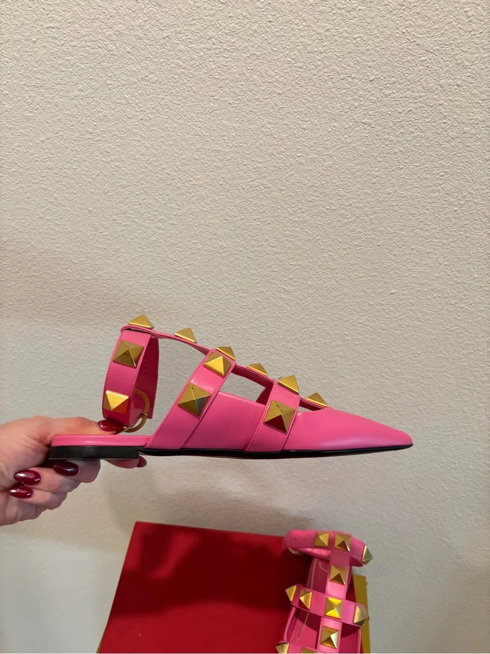 Valentino Garavani 'Roman Rockstud' Flats Pink, Size 38.5